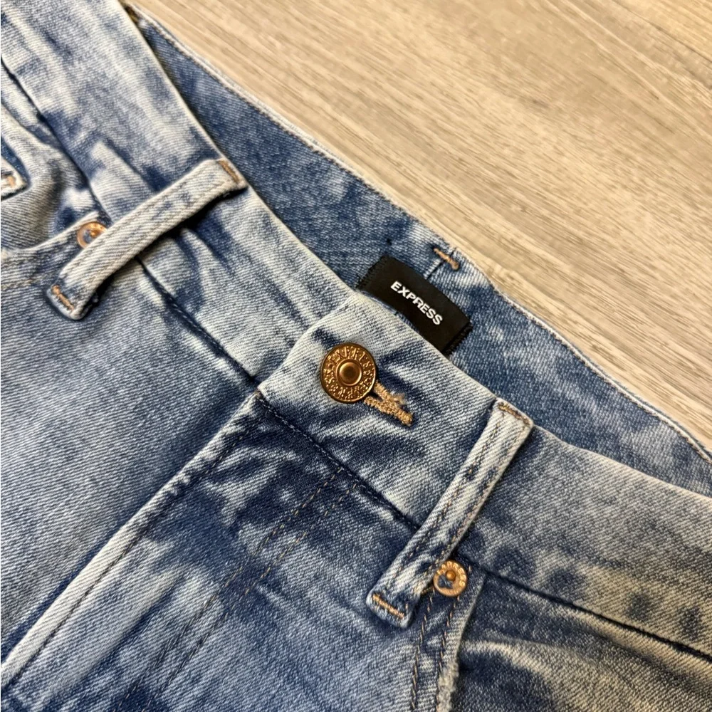 •EXPRESS• HIGH RISE SKINNY JEANS - Picture 4 of 6